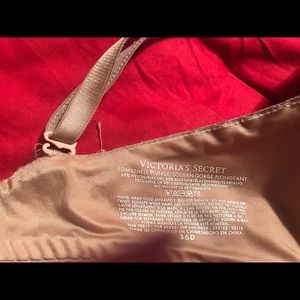 Victoria’s Secret bombshell bra 36D